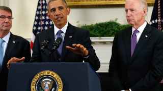 Obama anuncia que frenará la salida de tropas de Afganistán.
