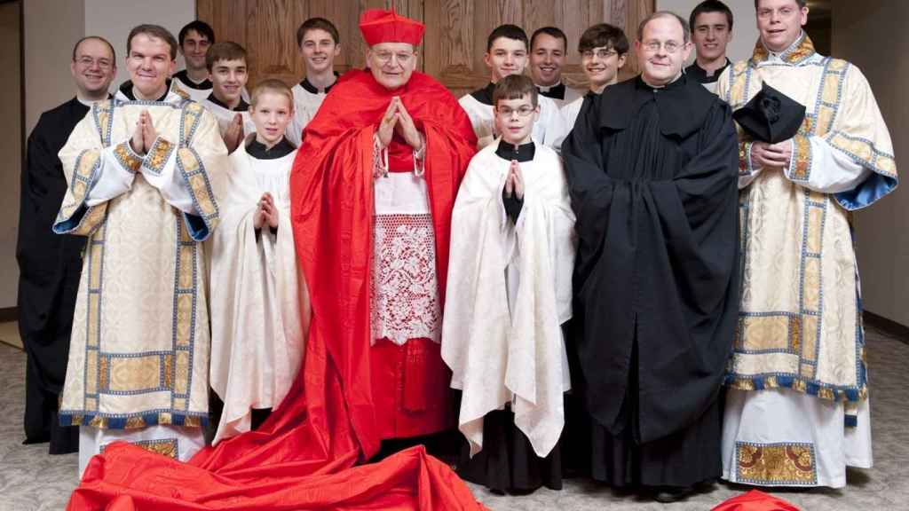 Resultado de imagen para cardenal burke en contra del papa francisco