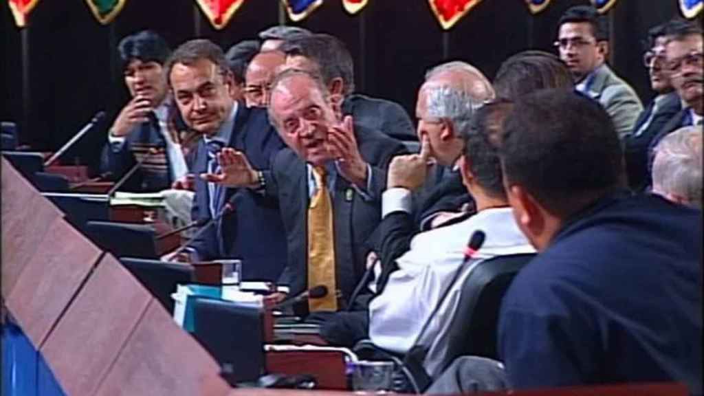 Don Juan Carlos, en 2007, en el momento del '¿Por qué no te callas?'.