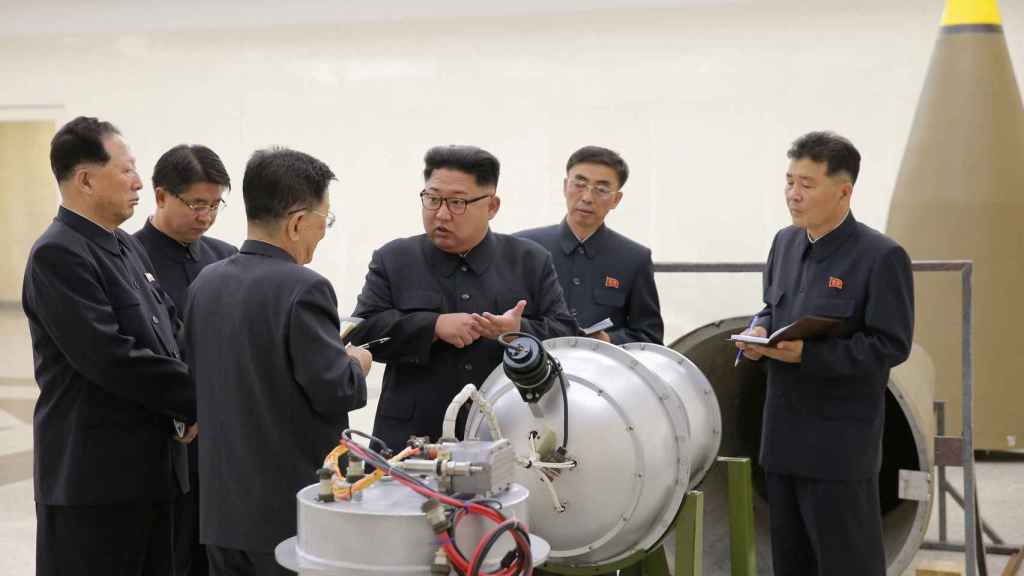 Corea se jacta de que misiles que llegarían a España pueden llevar su 'bomba H' Actualidad_243988000_45261846_1024x576