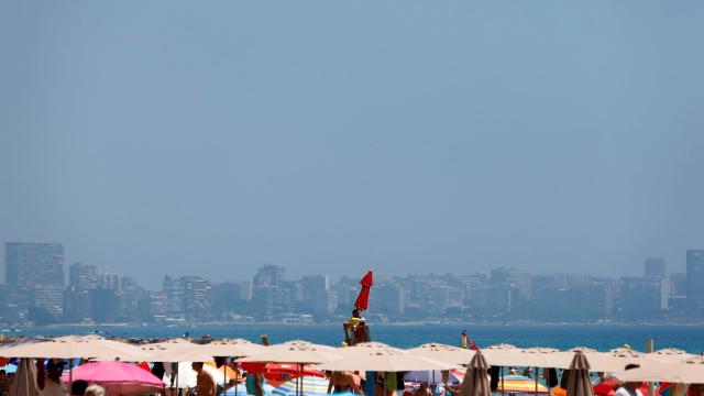 El turismo de la Comunidad Valenciana vuelve al 'rojo'.