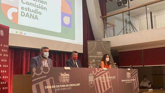 Presentación de los resultados de la comisión de la DANA en Crevillent este miércoles.